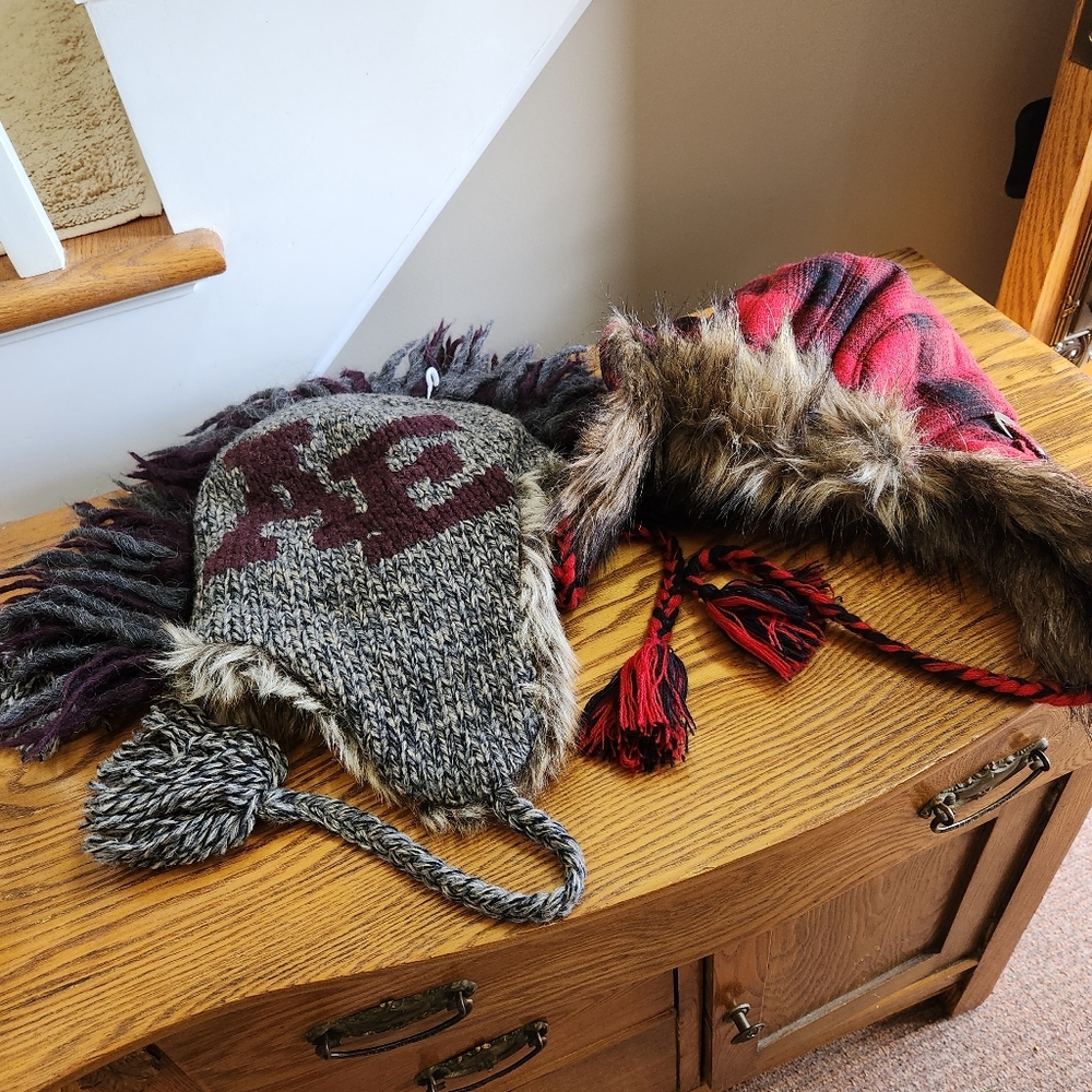 TWO AMERICAN EAGLE MEN'S TRAPPER HATS